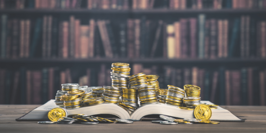 Jak ušetřit při nákupu knih? Máme pro vás čtivo za nejvýhodnější ceny. Mrkněte!