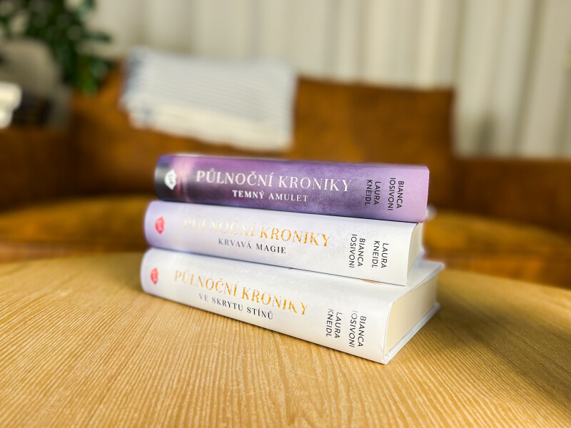 Temný amulet – Laura Kneidl, Bianca Iosivoni