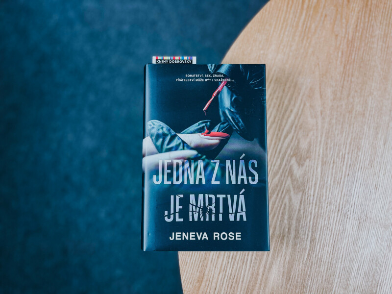 Jedna z nás je mrtvá – Jeneva Rose