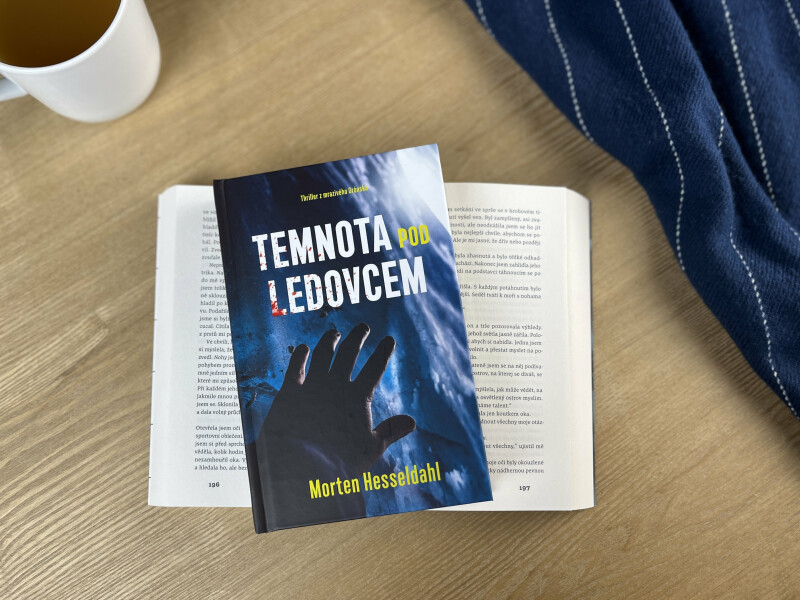 Temnota pod ledovcem - Morten Hesseldahl