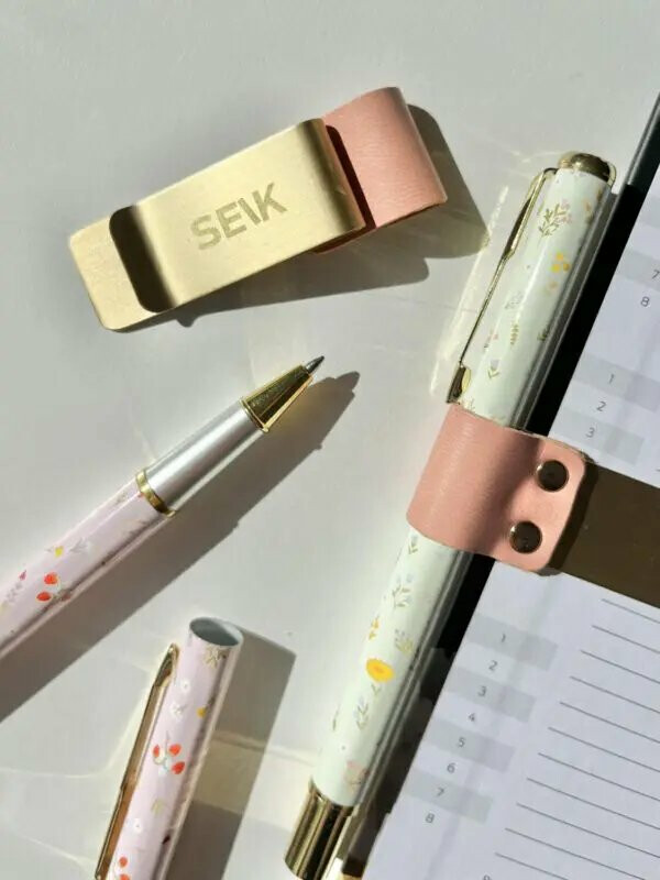 Držák na pero – oh so pink!