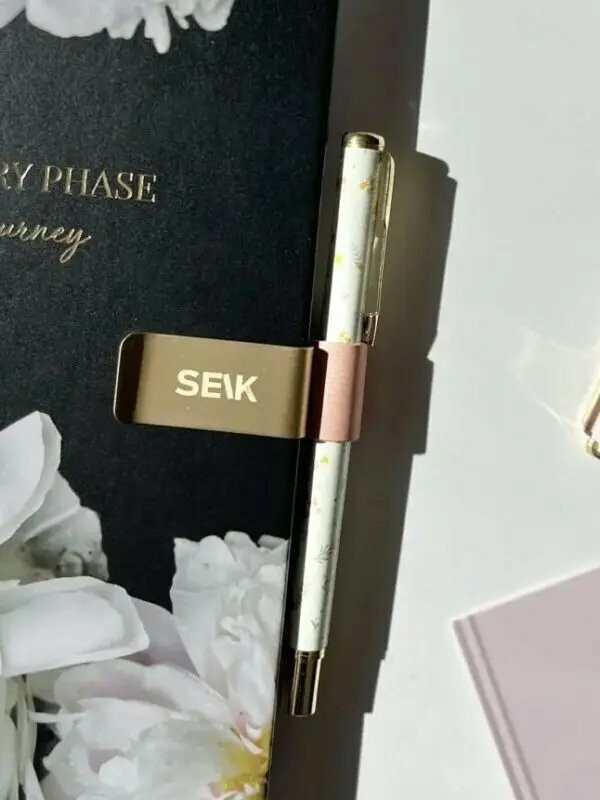 Kniha Držák na pero