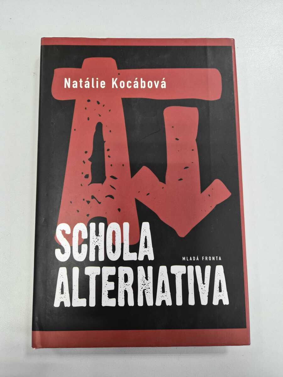 Kniha Schola alternativa (poškozená)