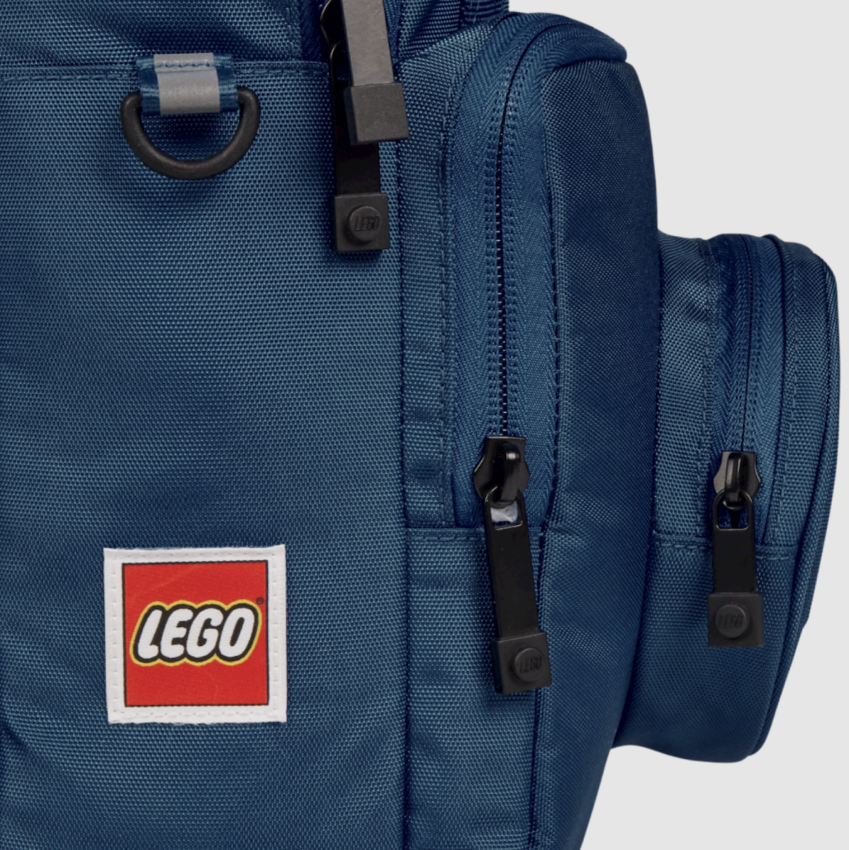 LEGO Signature Brick 1x1 batůžek - tmavě modrý (obrázek 7)