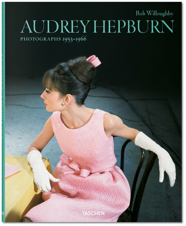 Kniha Audrey Hepburn