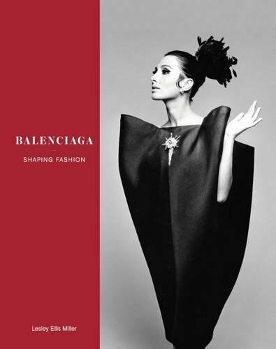 Kniha Balenciaga