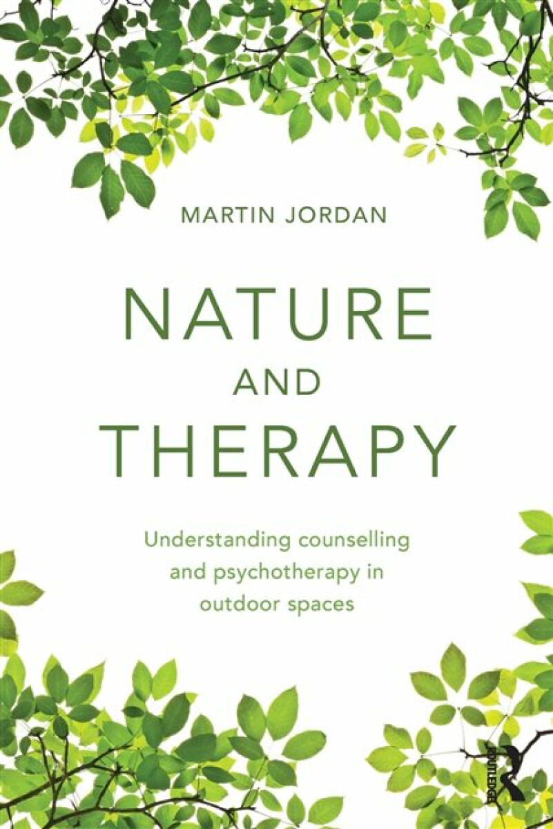 Kniha Nature and Therapy