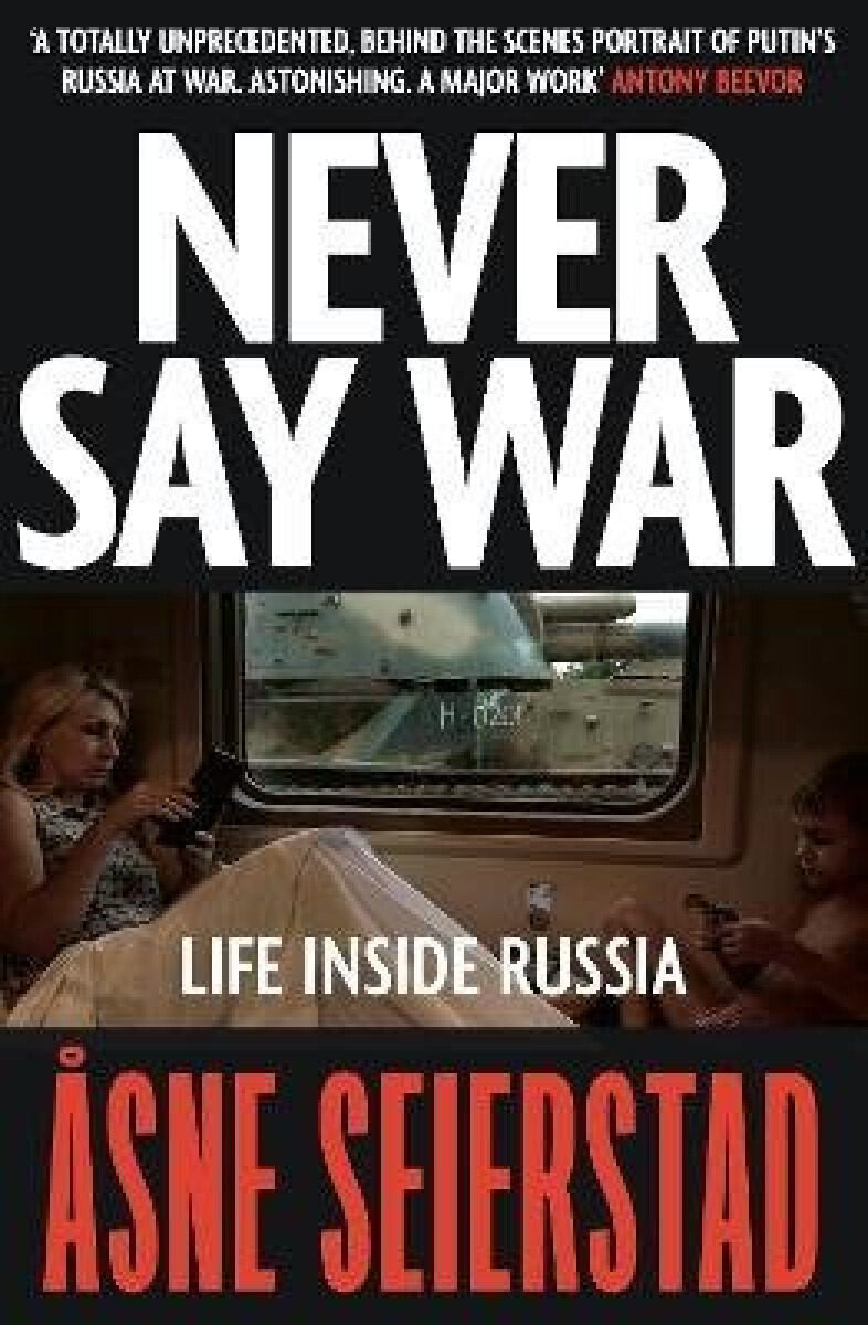 Kniha Never Say War