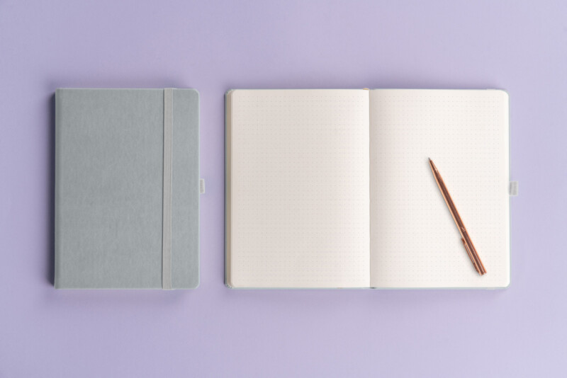 Notes Balacron, stříbrný, tečkovaný