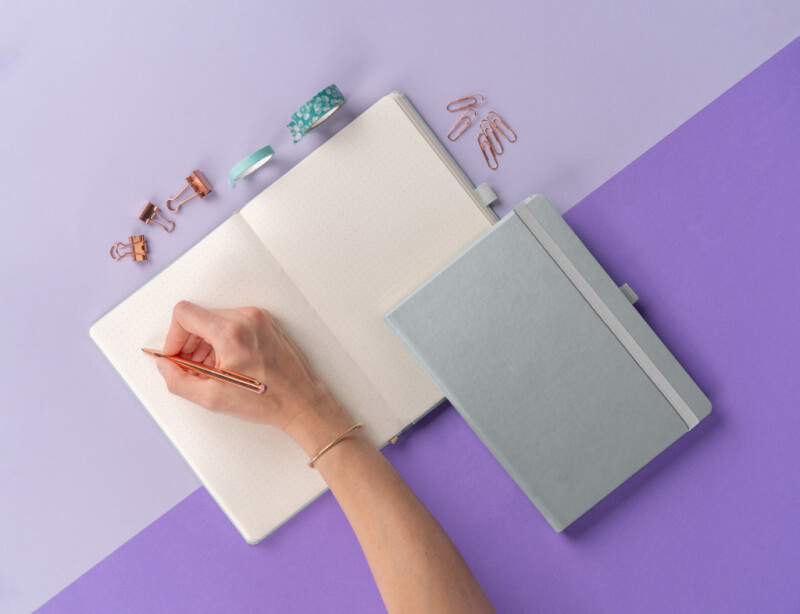 Notes Balacron, stříbrný, tečkovaný