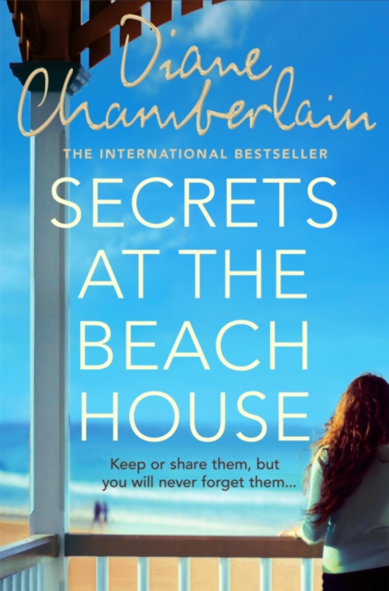 Kniha Secrets at the Beach House