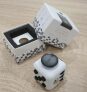 Fidget Cube - bílo-černá 2