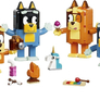 30 LEGO® Bluey 11217 Bluey a její rodinka z kostek
