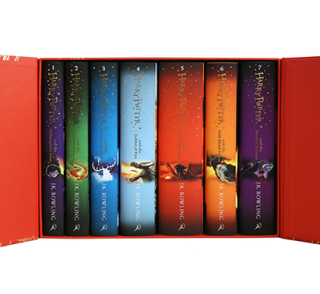 Harry Potter Box Set: The Complete Collection Children´s Hardback - Joanne K. Rowlingová