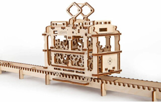 Dřevěný mechanický model Tramvaj na kolejích - 