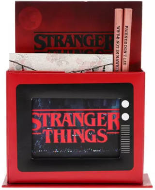 Stranger Things Psací set (poškozené) - neuveden