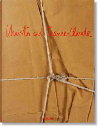Christo and Jeanne–Claude. Updated Edition - Paul Goldberger,Wolfgang Volz,Christo,Jeanne-Claude