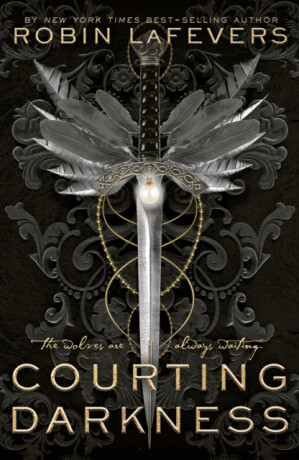 Courting Darkness - LaFevers Robin