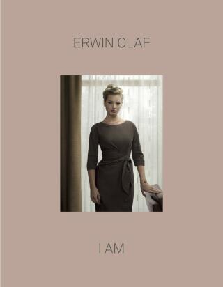 Erwin Olaf: I Am - Mattie Boom,W.M. Hunt,Laura Stamps,Erwin Olaf
