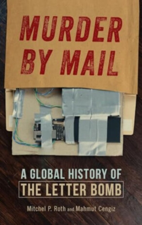 Murder by Mail - Mahmut Cengiz,Mitchel P. Roth