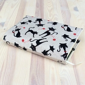 Obal na knihu Kočky v béžové - Barbora Bartošová