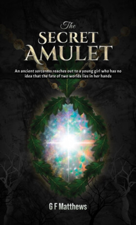 The Secret Amulet - Matthews Geoffrey