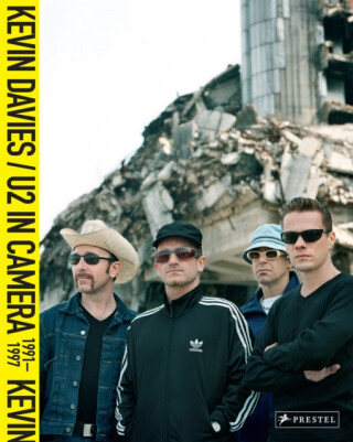 U2: In Camera 1991-1997 - Kevin Davies,Friday Gavin